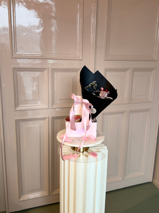 Amore Duo Cake & Flowers